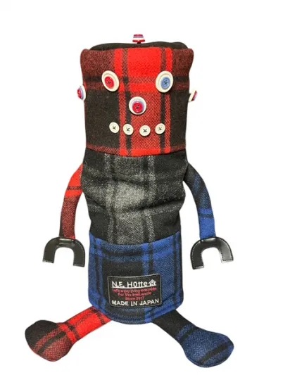 <N.E.Hutte> ロボット型ヘッドカバー D-ROH ハンターくん